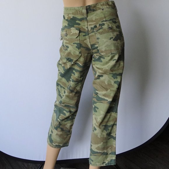Free People Remy Camo Printed Capri Jeans - Picture 3 of 5
